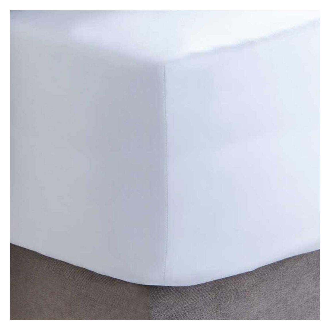 200TC Super King Extra Deep Fitted Sheet, White main product photo