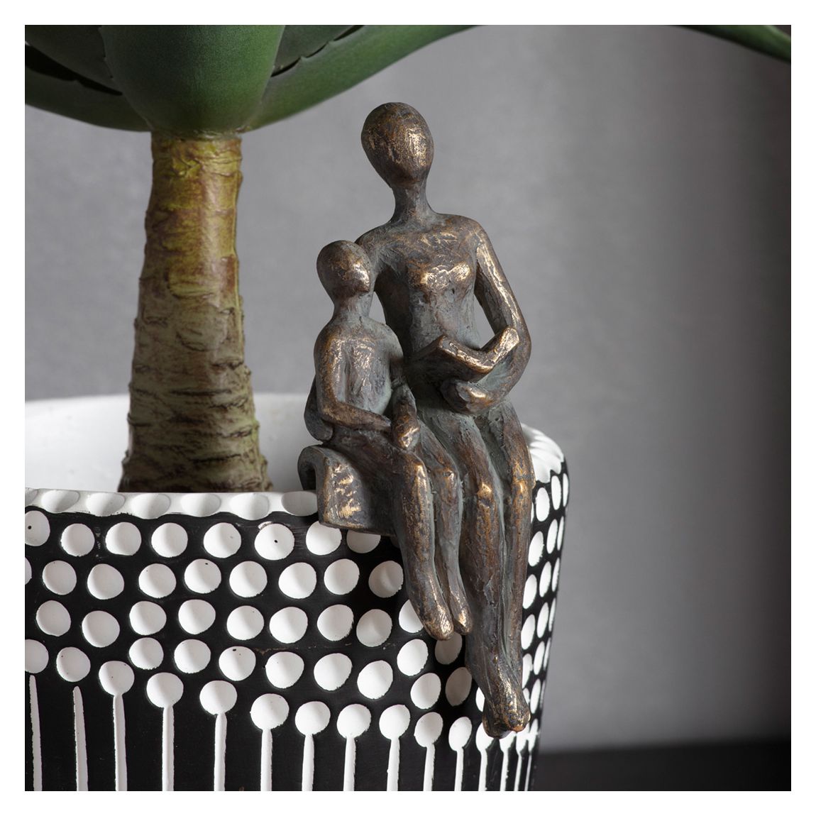 Bronze Storytime Pot Hanger (2pk) main product photo