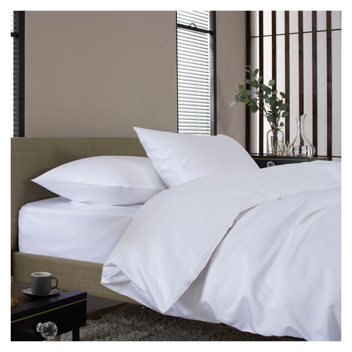 400TC King Flat Sheet, White main product photo