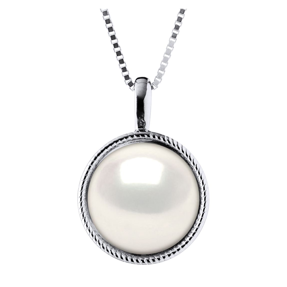 Natural White Freshwater Pearl Pendant Necklace main product photo