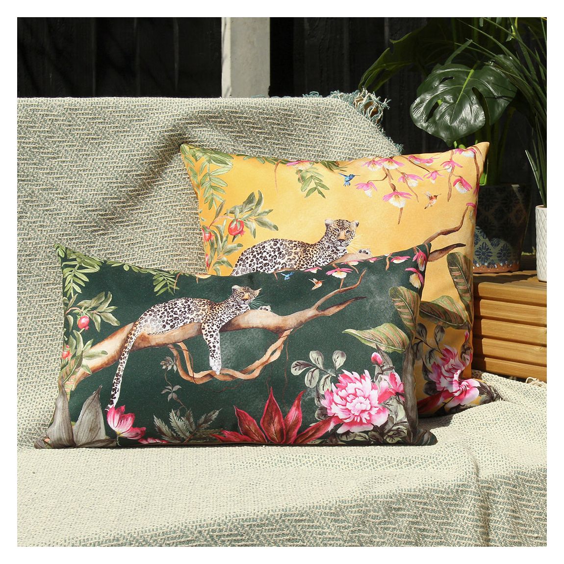 Leopard 43x43cm Outdoor Cushion, Gold main product photo