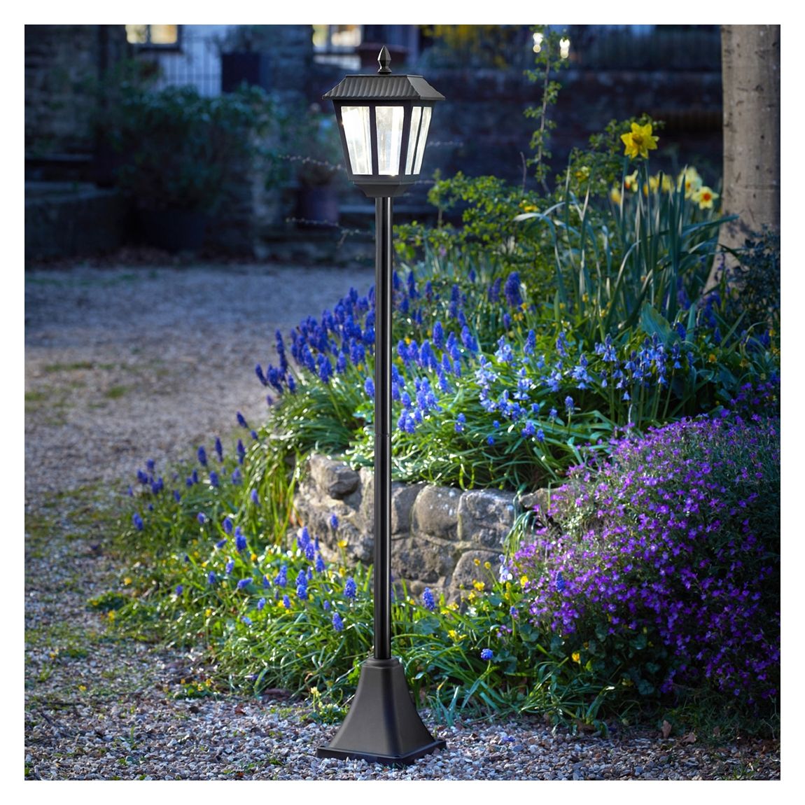 Metro Solar Lamp Post 20L main product photo