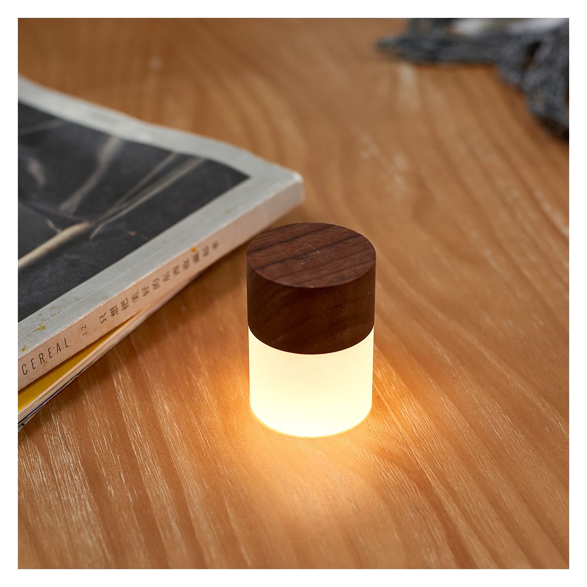 Lemelia Light, Natural Walnut Wood main product photo