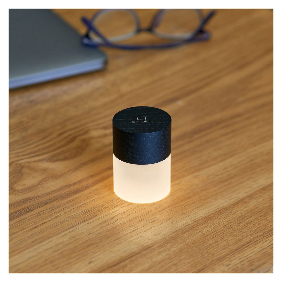 Lemelia Light, Black Wood main product photo