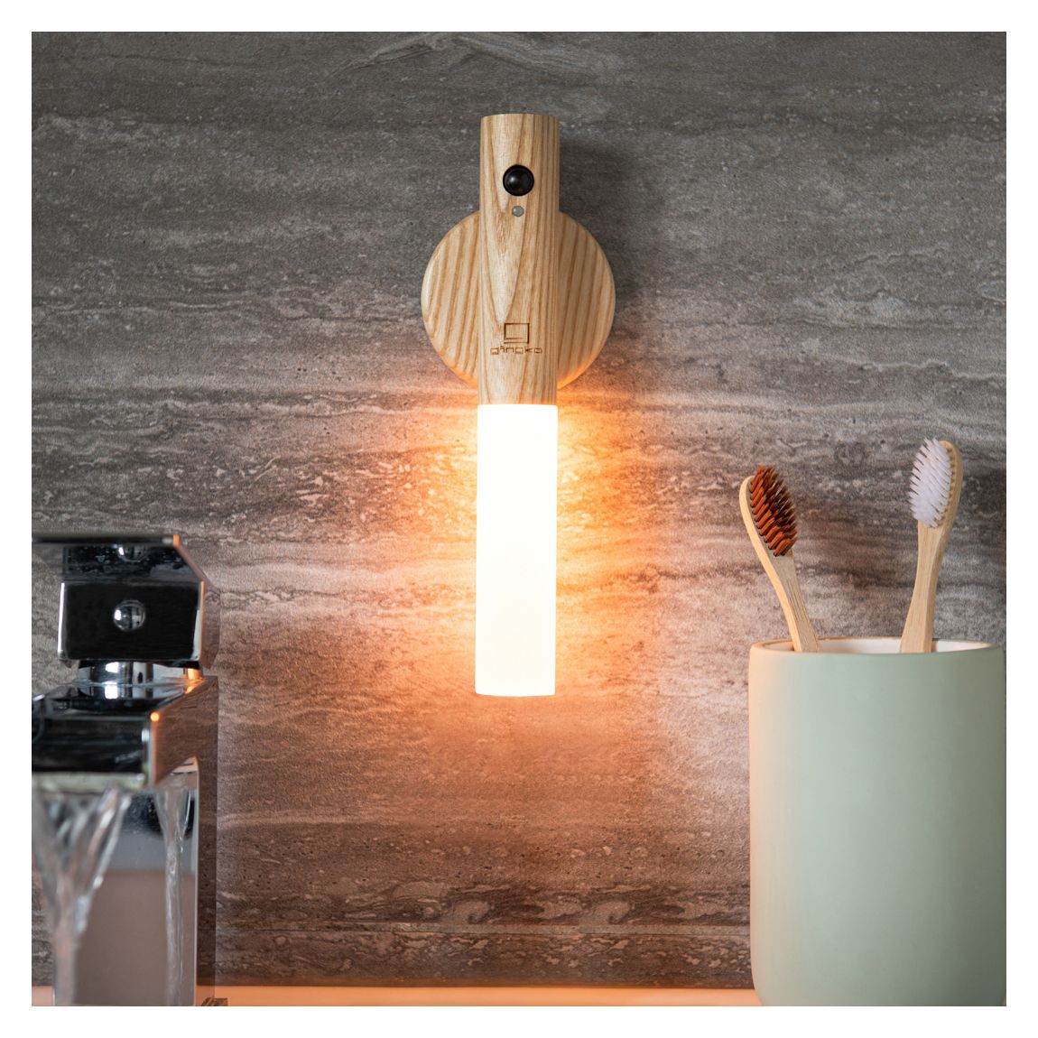 Smart Baton Light, Natural Ash Wood main product photo