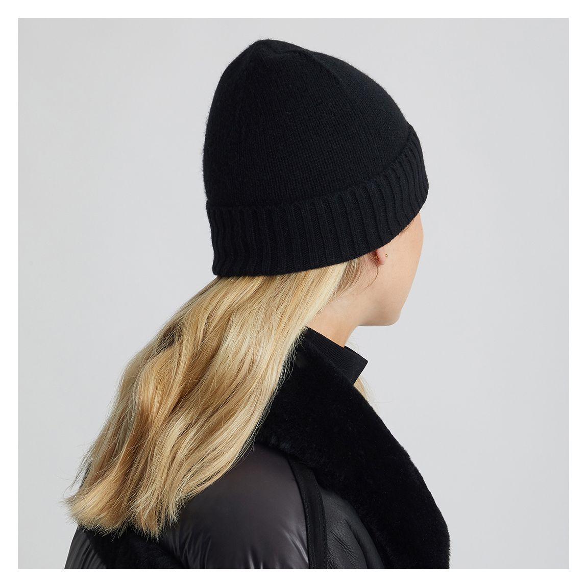 Black Half Rib Cashmere Beanie main product photo