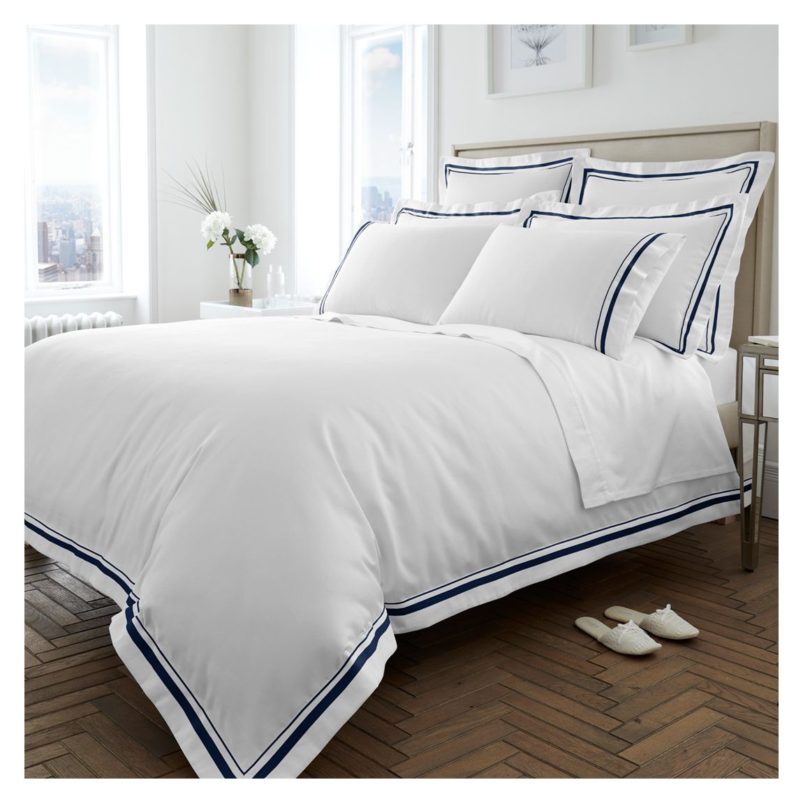 1000TC Double Duvet Cover Set, White/Navy main product photo