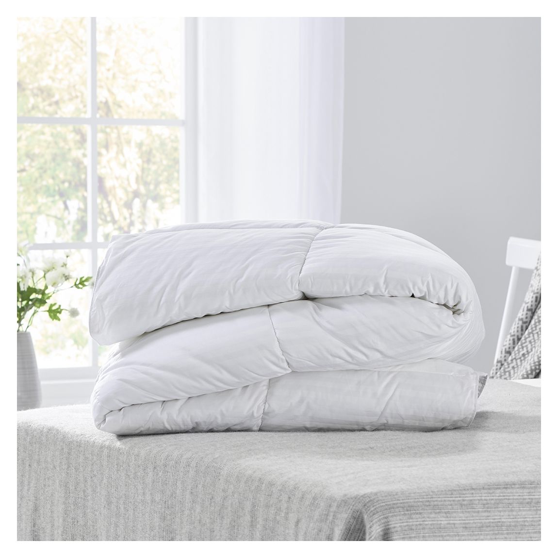 Sateen Stripe 10.5 Tog Single Duvet main product photo