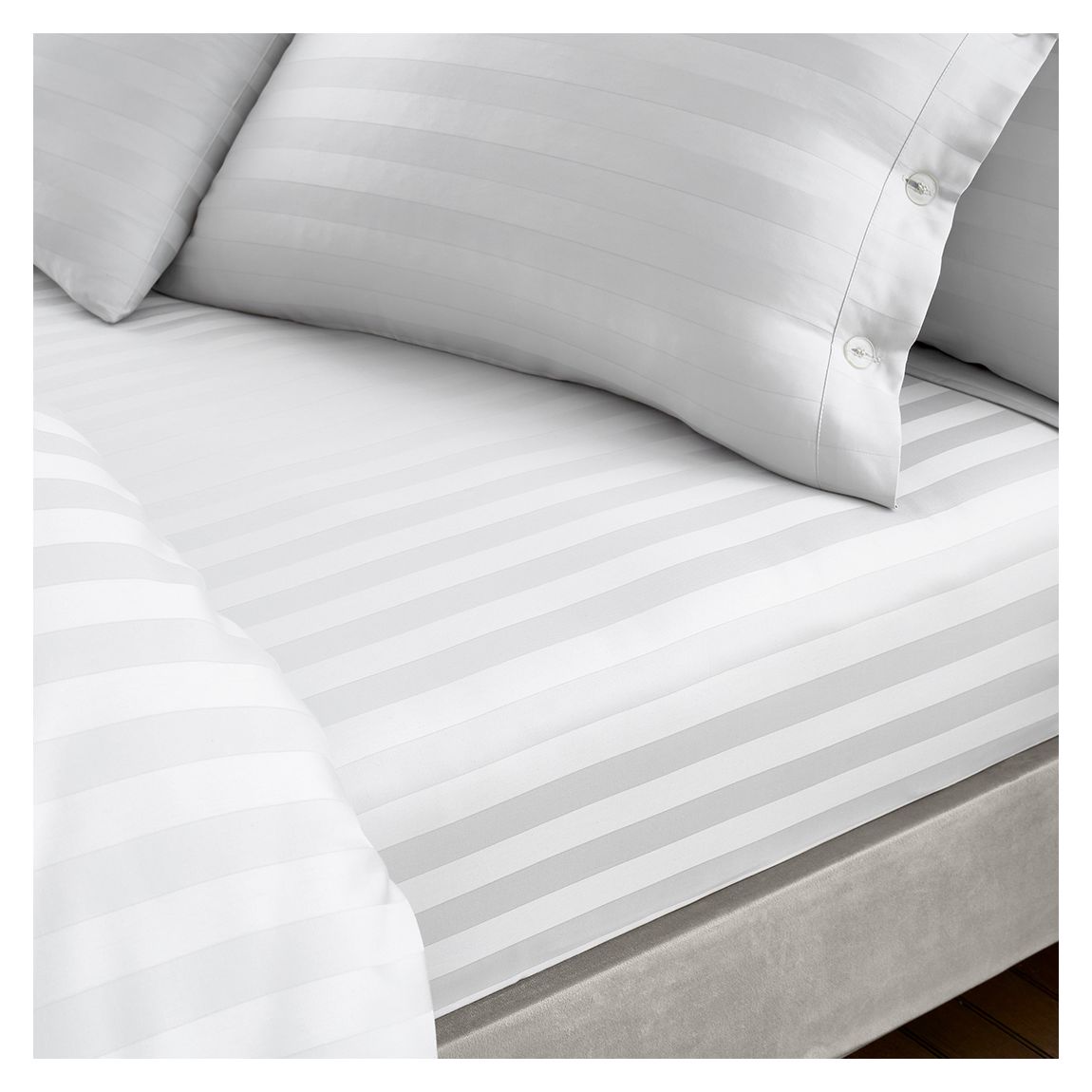 400TC Satin Stripe Double Fitted Sheet, White main product photo