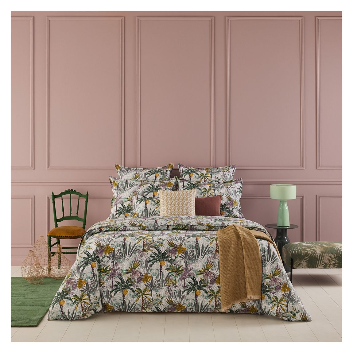 Iles Housewife Pillowcase, Green main product photo