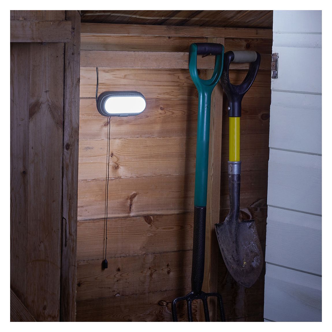 Shed Light 50L main product photo