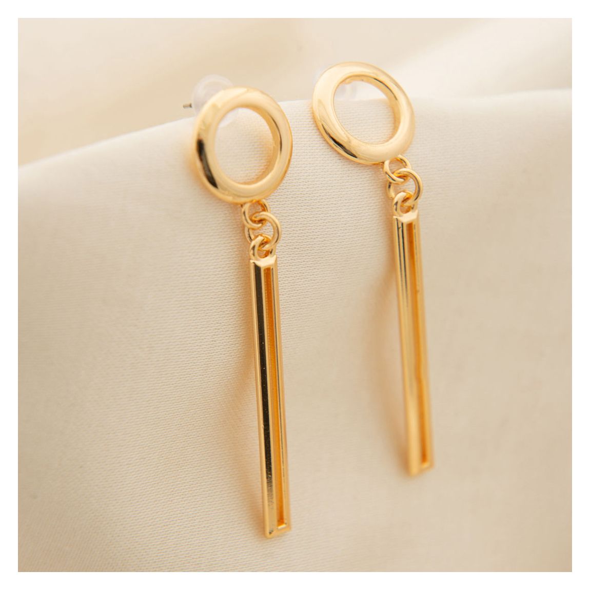 Yellow Gold Hanging Earrings main product photo
