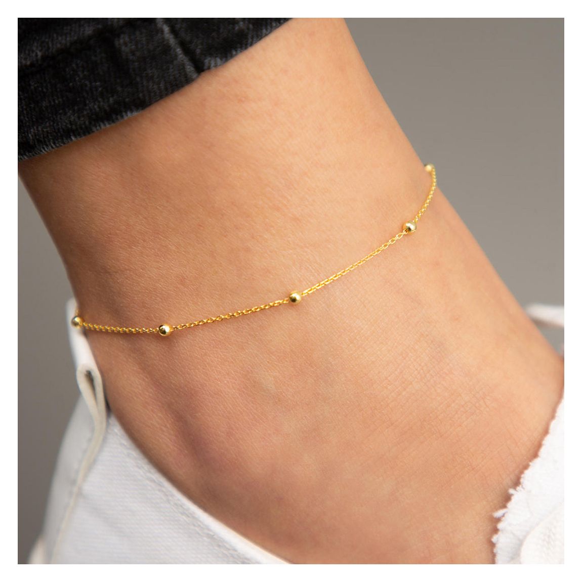 Gold Stud Anklet main product photo