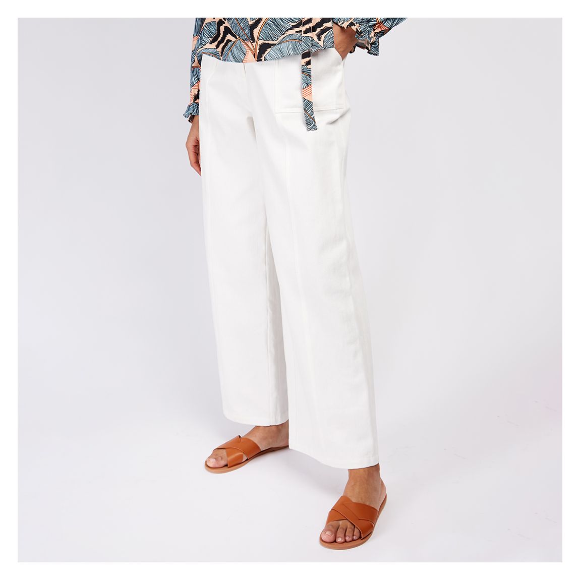 White Denim Wide-Leg Jeans main product photo