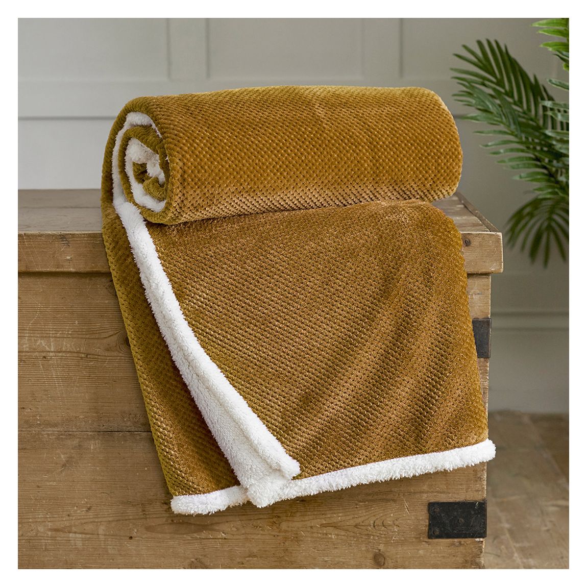 Penzance 130x150cm Throw, Ochre main product photo