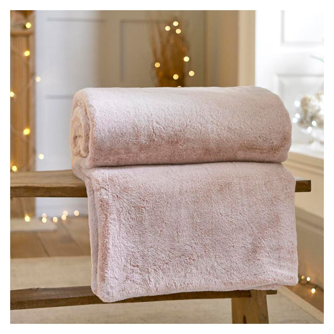 Alaska 130x160cm Faux Fur Throw, Pink main product photo