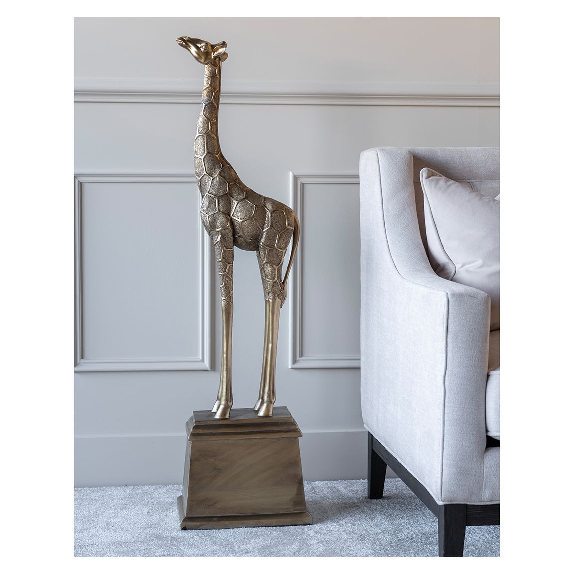 Giant Gold Giraffe Sculpture main product photo