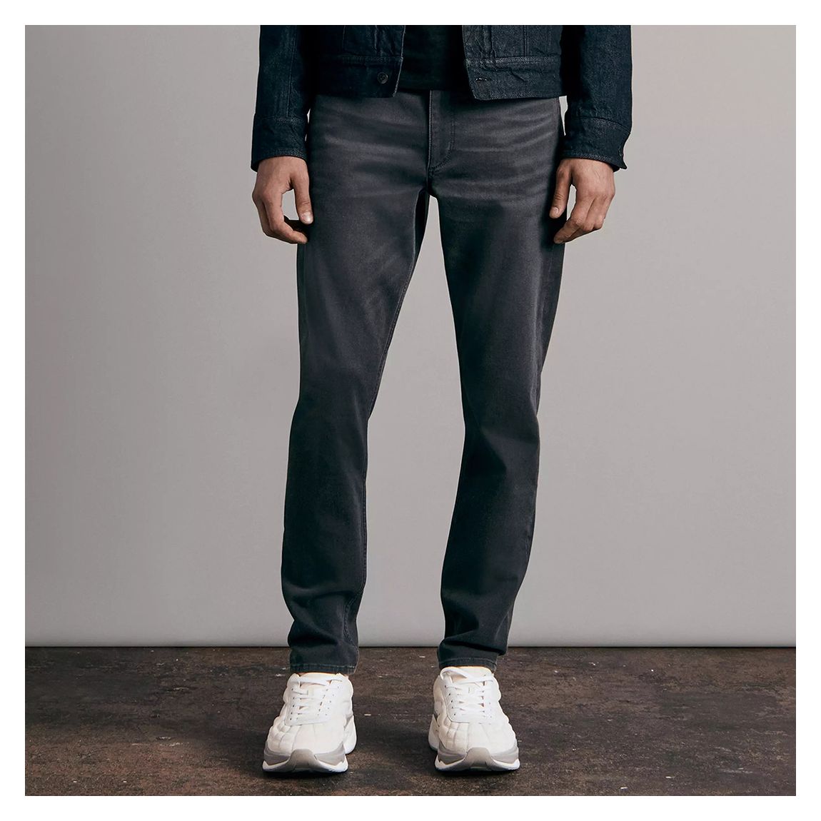 Indigo Loopback Tapered Stretch Jeans main product photo