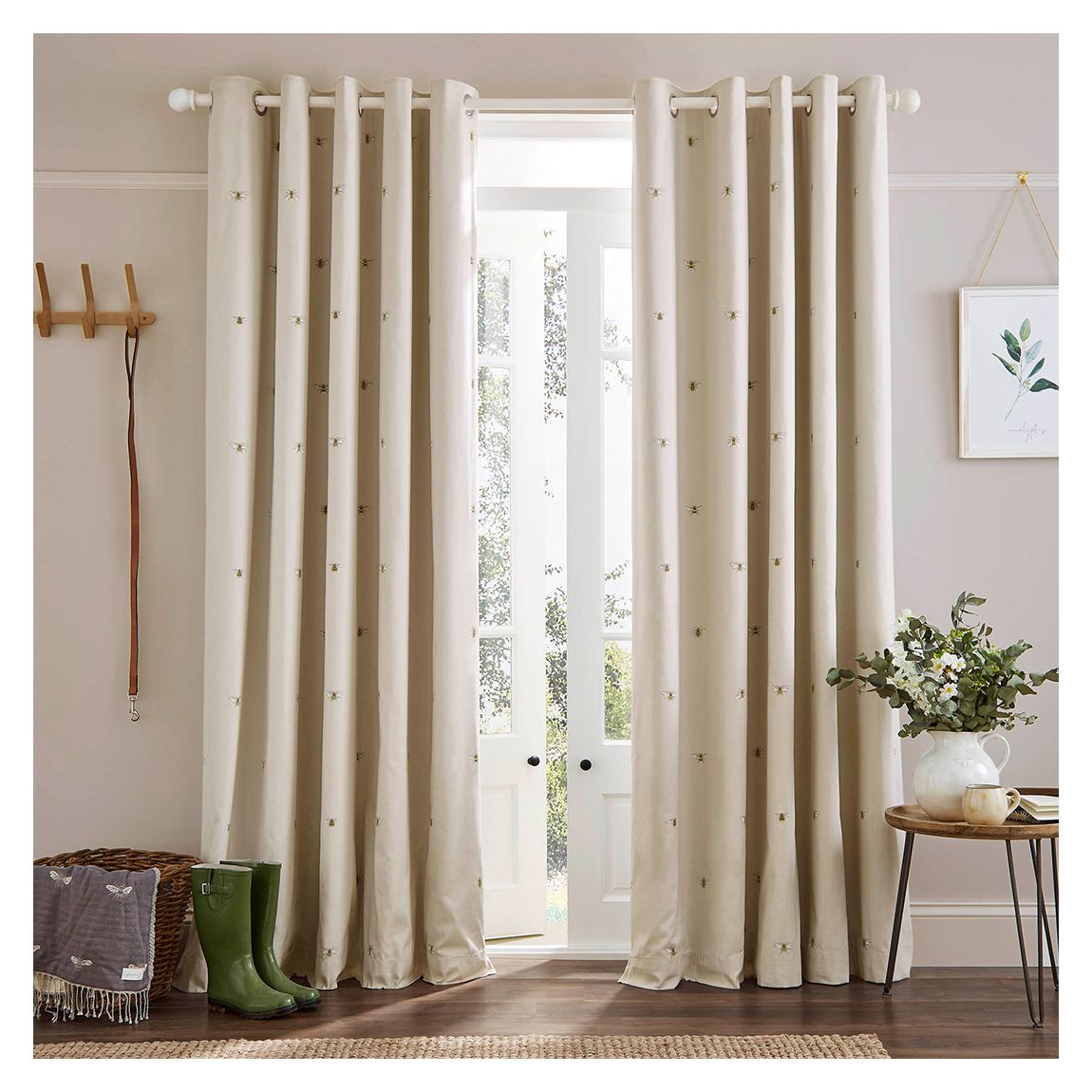 Bee 116x228cm Eyelet Black Out Curtains, Oatmeal main product photo