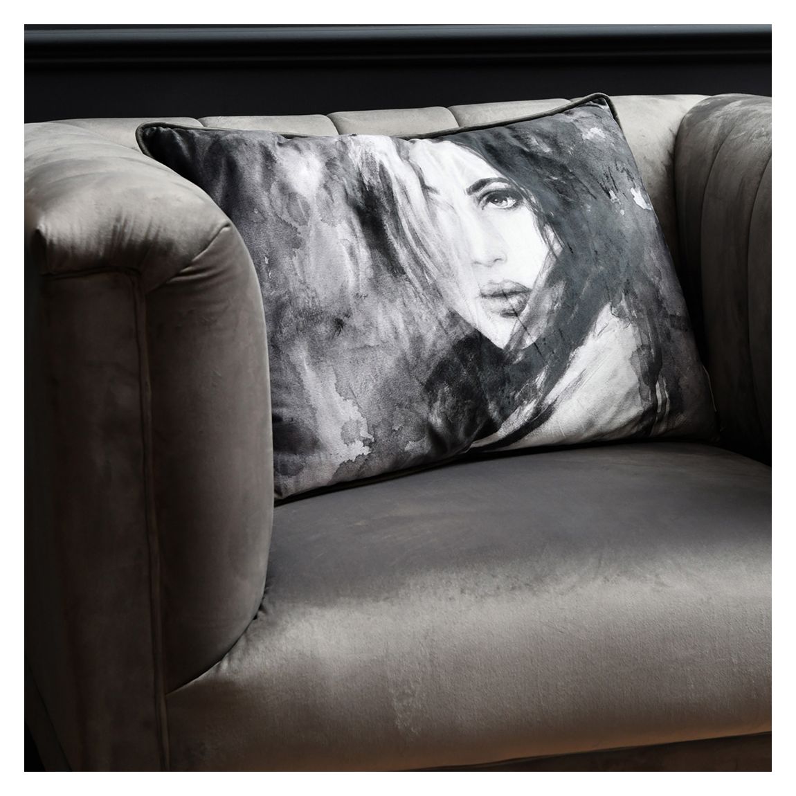 Woman Face Velvet Rectangular 40x60cm Cushion, Black main product photo