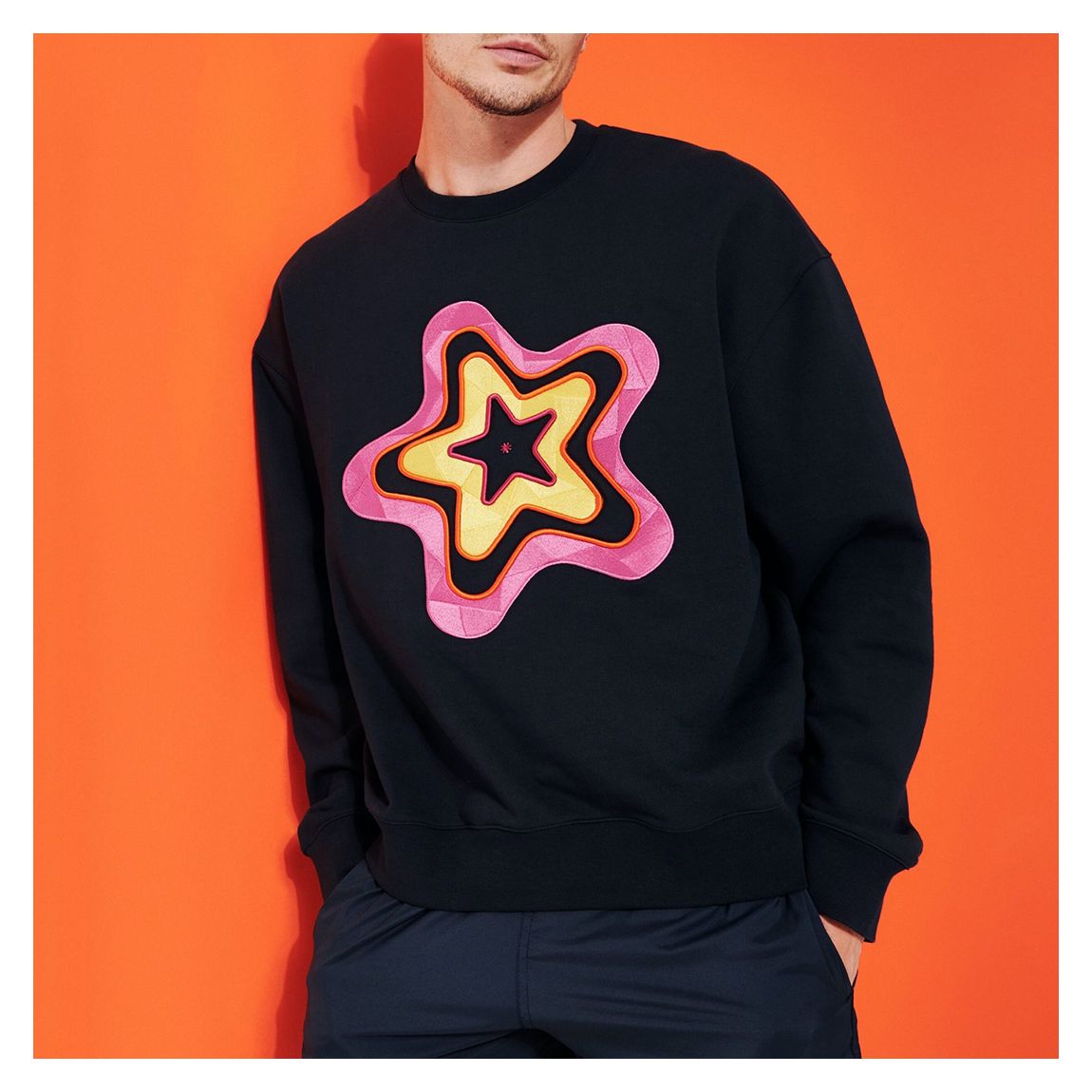 Navy Graphic Sweatshirt main product photo