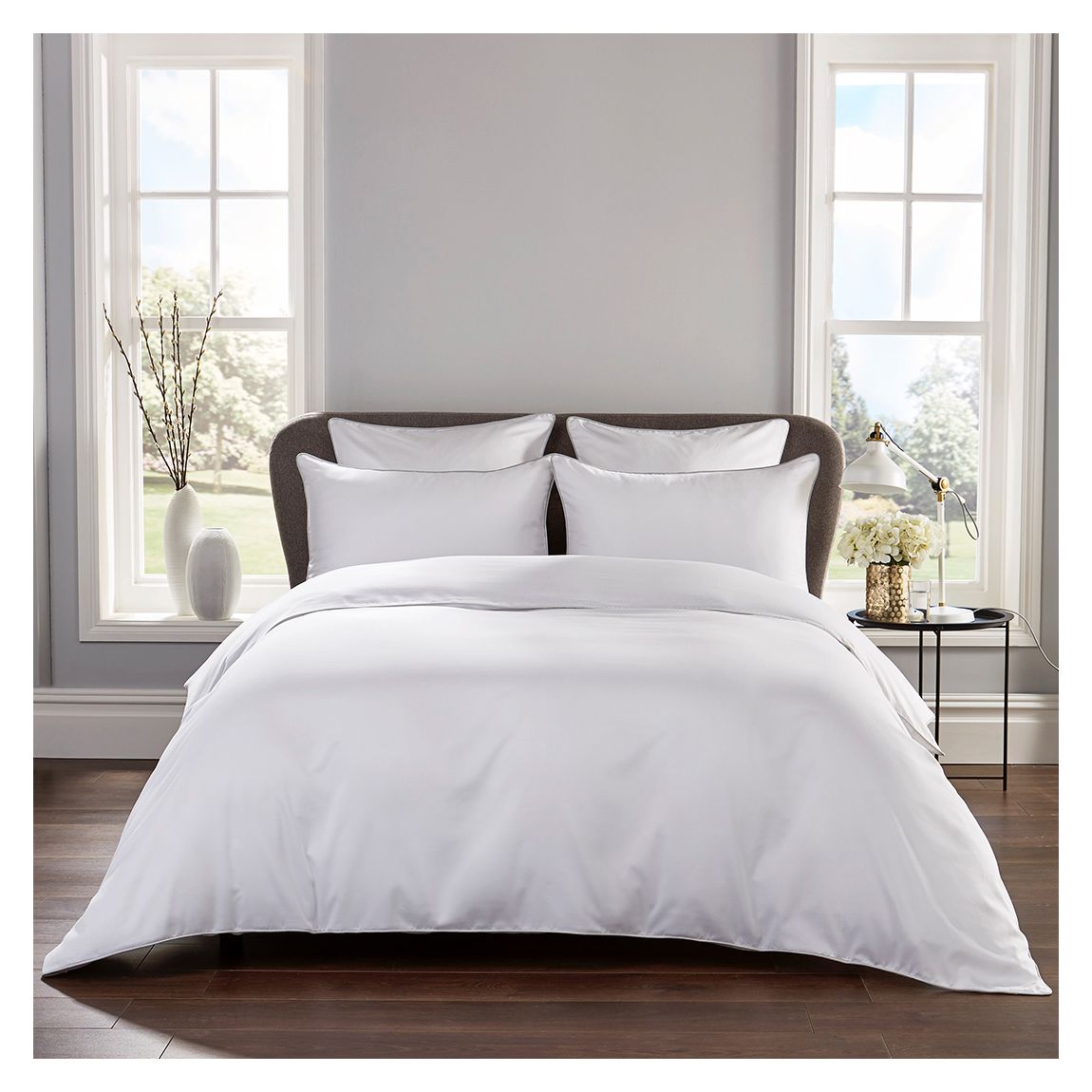 Heritage Piped 400TC Superking Duvet Set, White/Grey main product photo