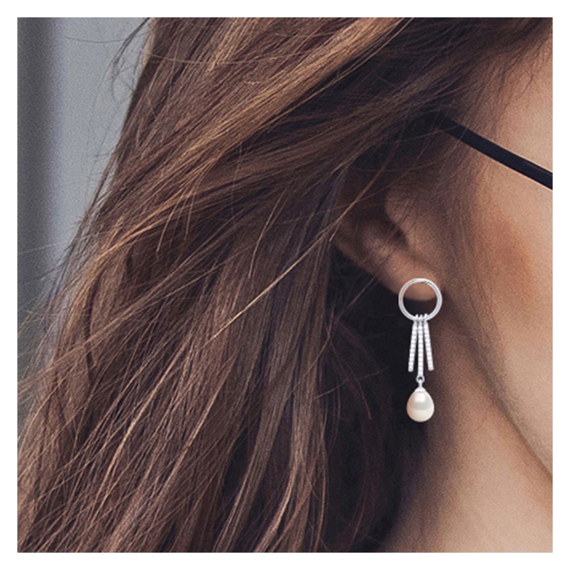 White Pearl Hanging Earrings 7-8 mm main product photo