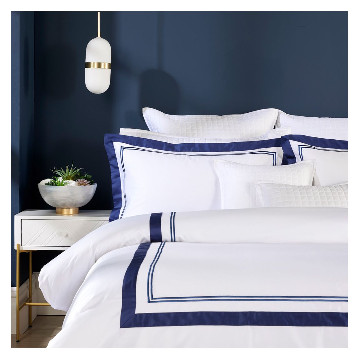 Coniston Super King Duvet Set, Navy main product photo