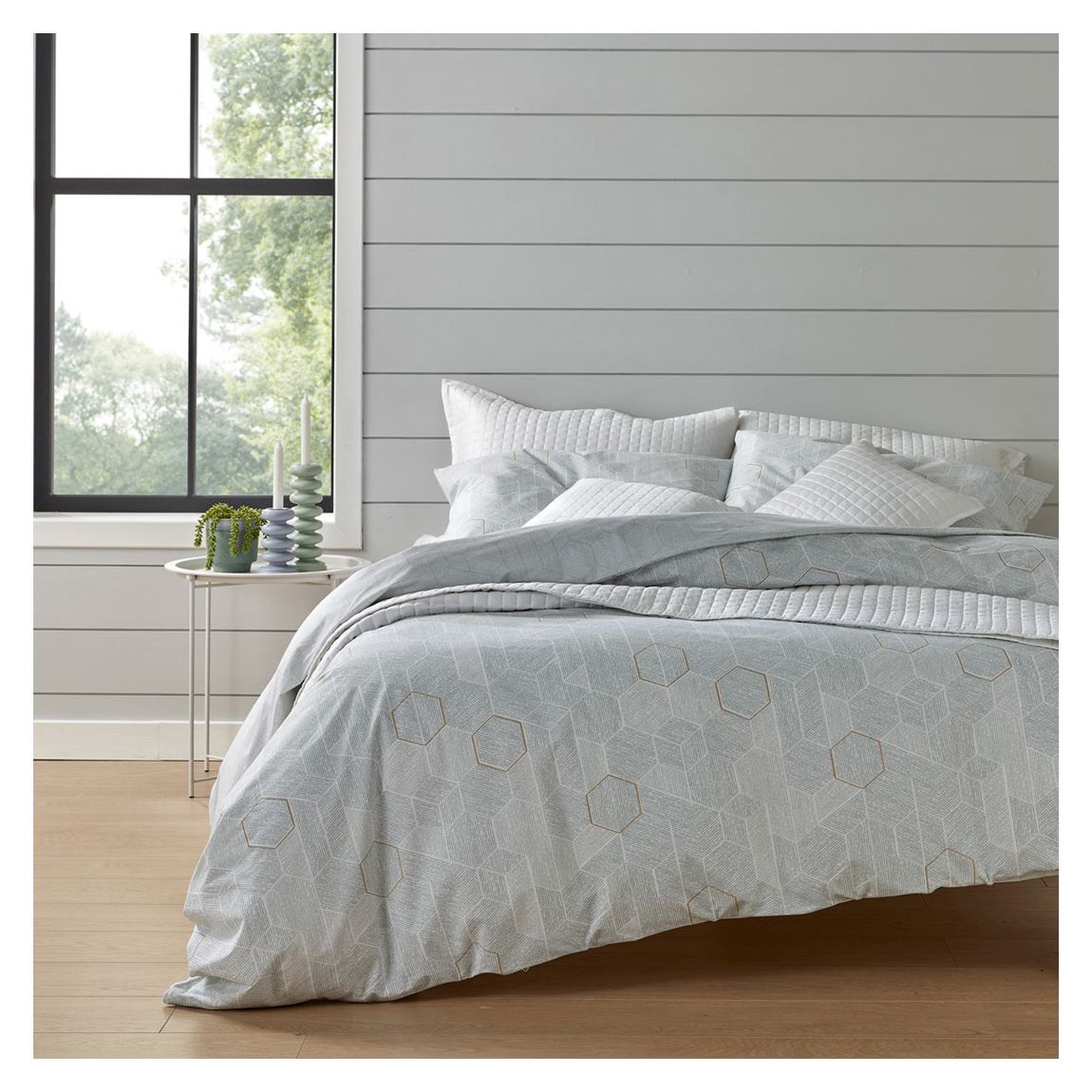 Meeko Double Duvet Set, Mint main product photo