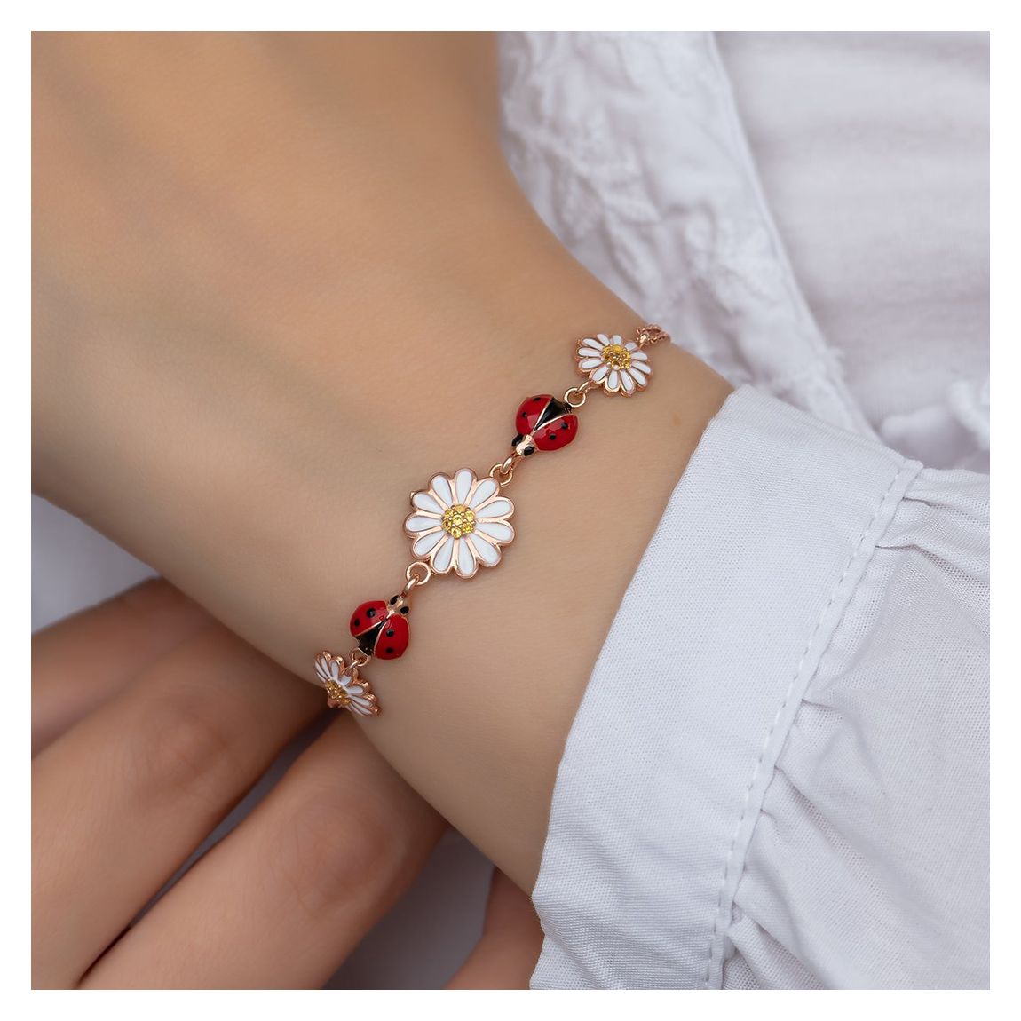Gold & Red & White Bracelet main product photo