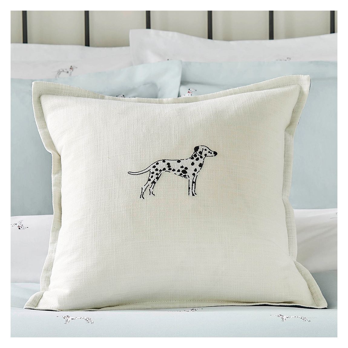 Dalmatian 45X45Cm Feather Cushion, Cream/Navy main product photo