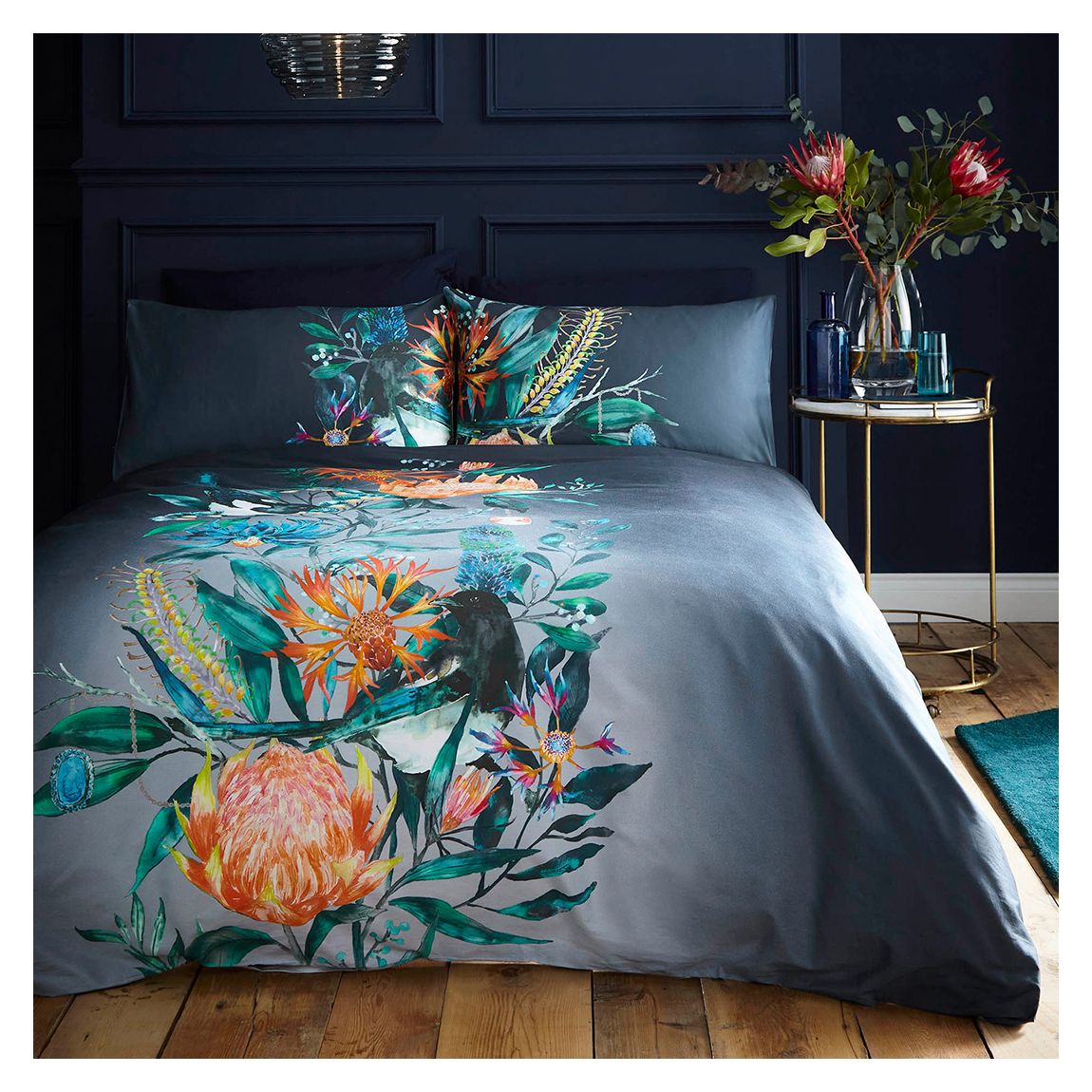 Curiosity Garden Single Bedset, Midnight main product photo