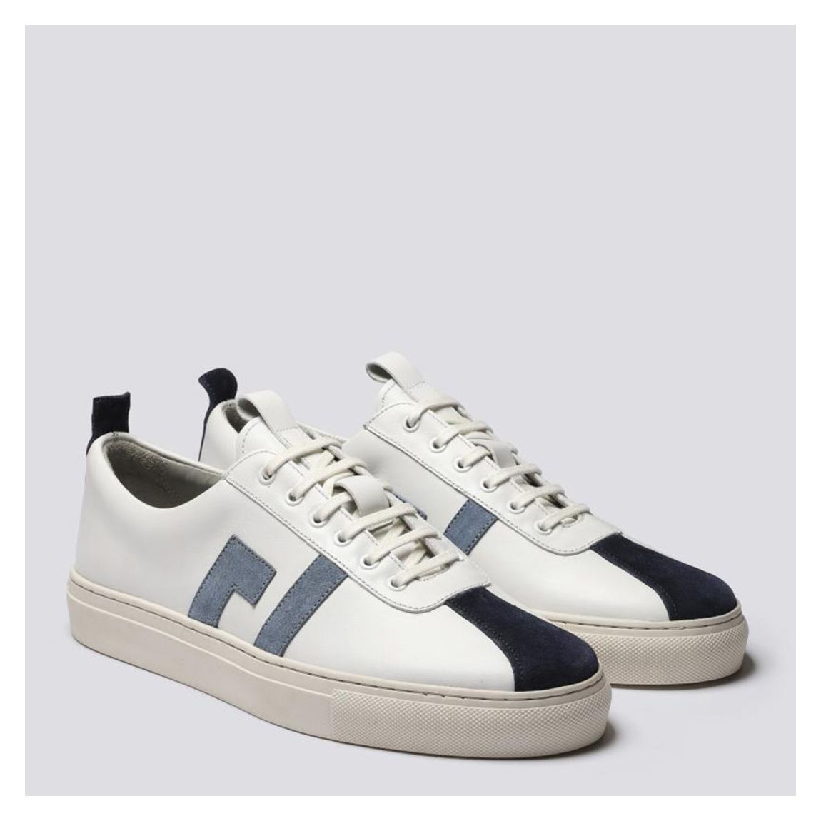 Ladies White Sneaker 67 main product photo