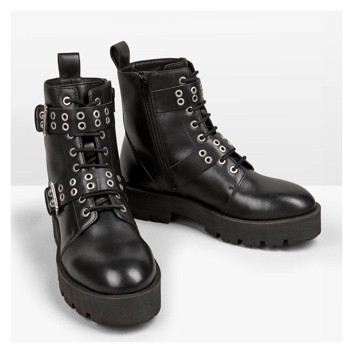 Black Chunky Boot main product photo