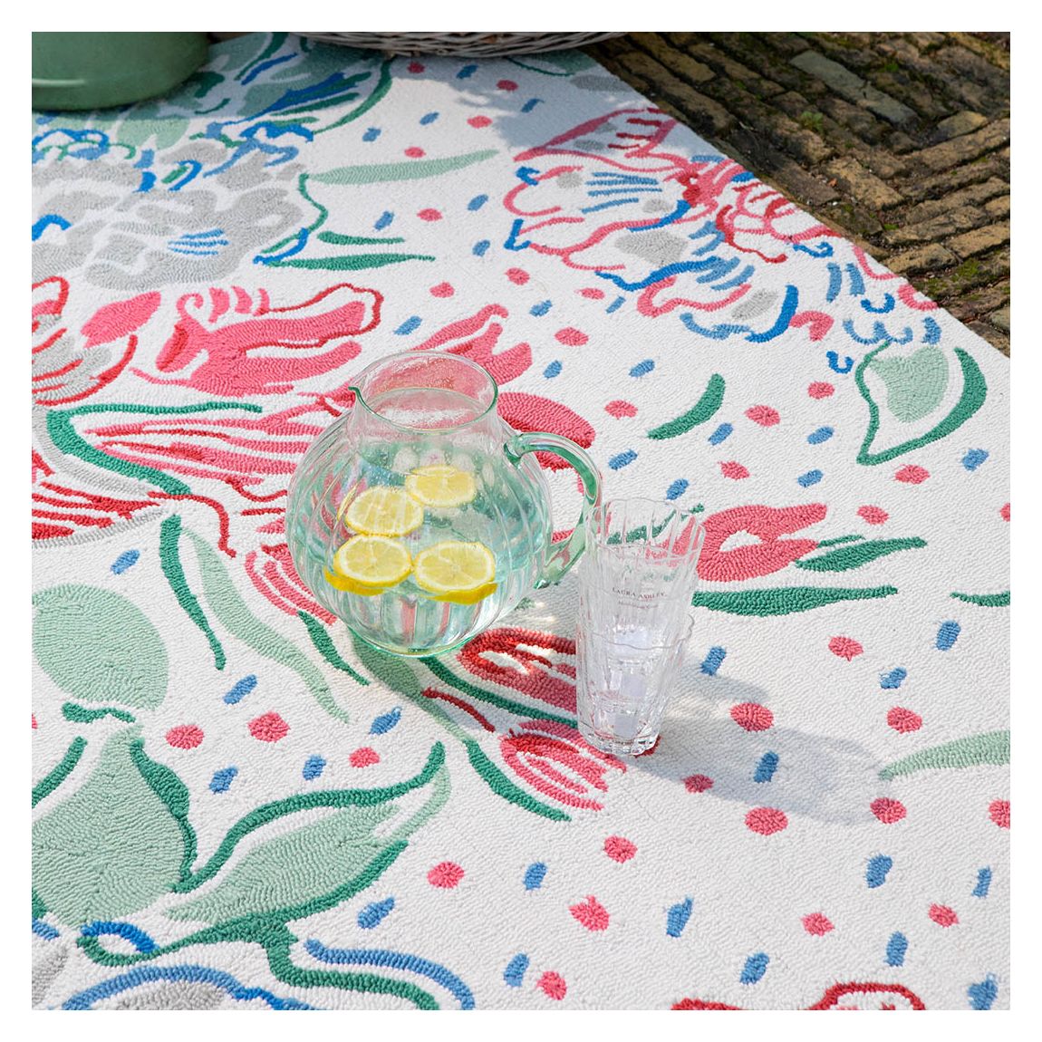 Lilith Outdoor Rug 140x200cm, Poppy Red main product photo