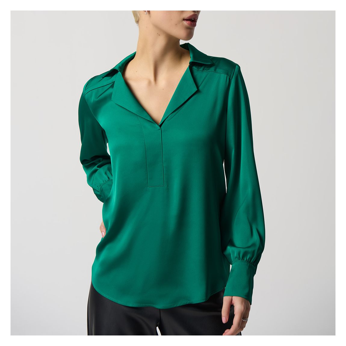 Green Notched Collar Blouse main product photo