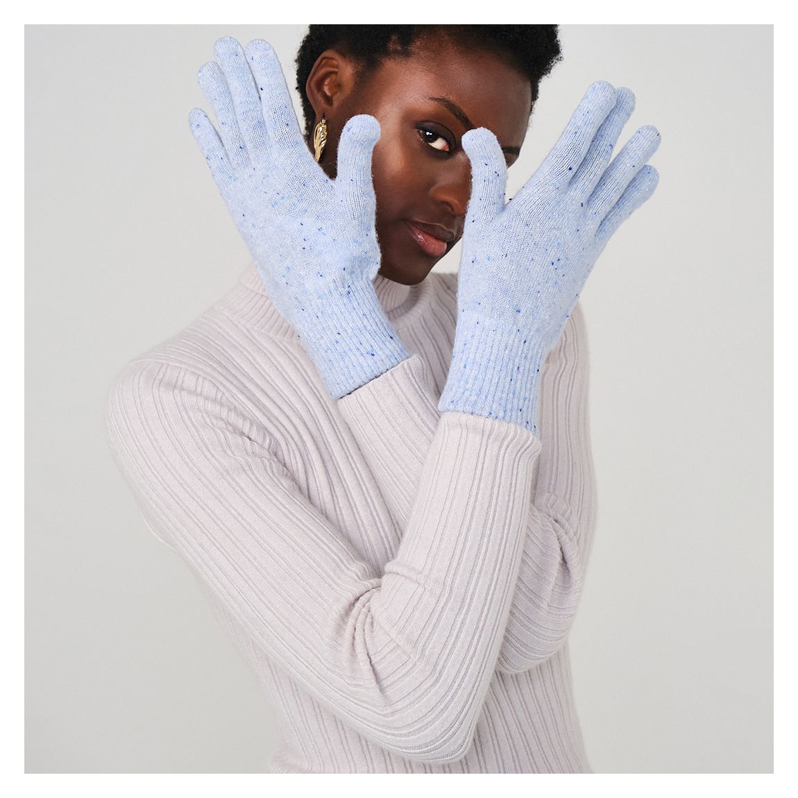 Blue Eyes Cashmere Classic Gloves main product photo