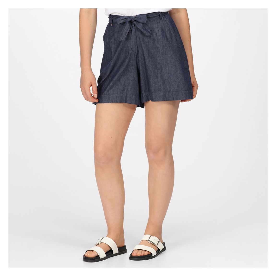 Shorts main product photo