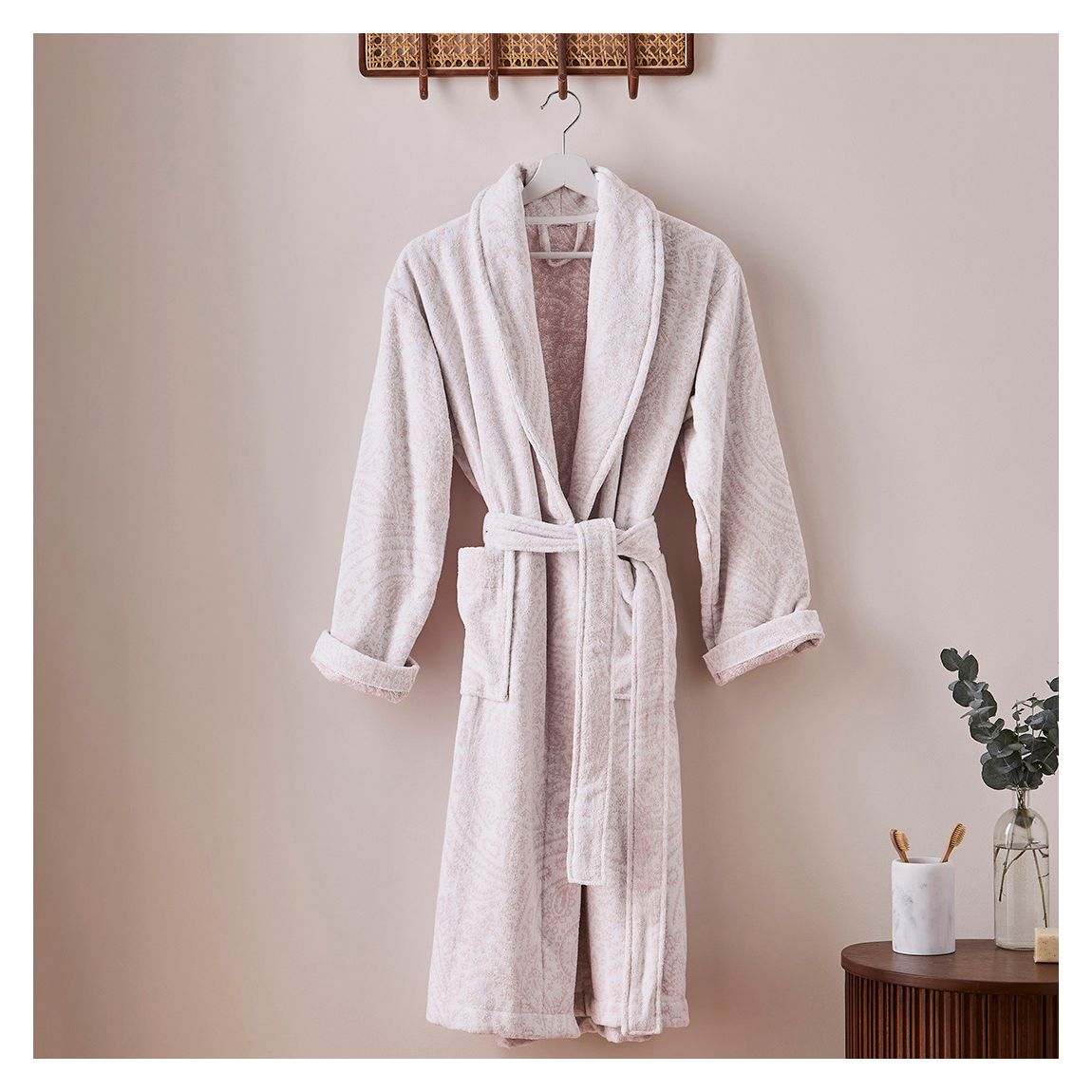 Avita Robe S/M, White/Tuberose main product photo