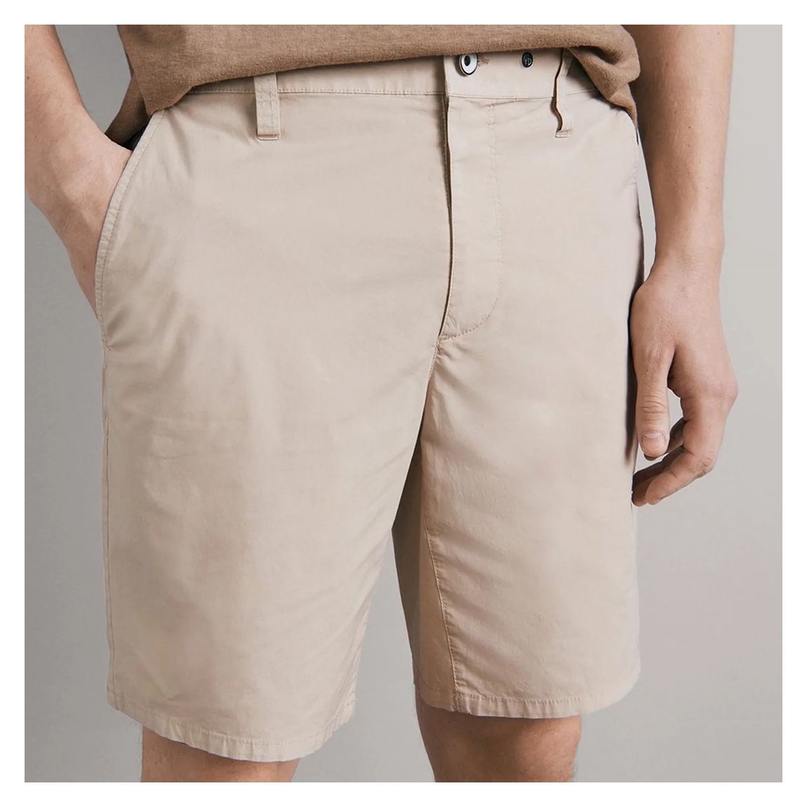 Perry Stretch Paper Cotton Short main product photo