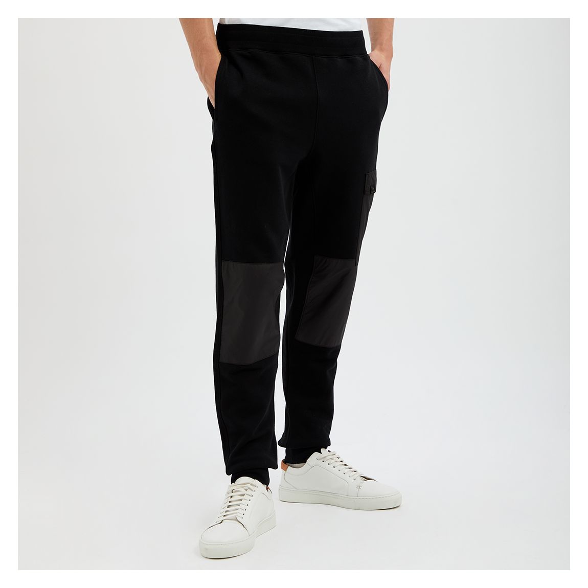 Mens Slim Fit Jogger main product photo
