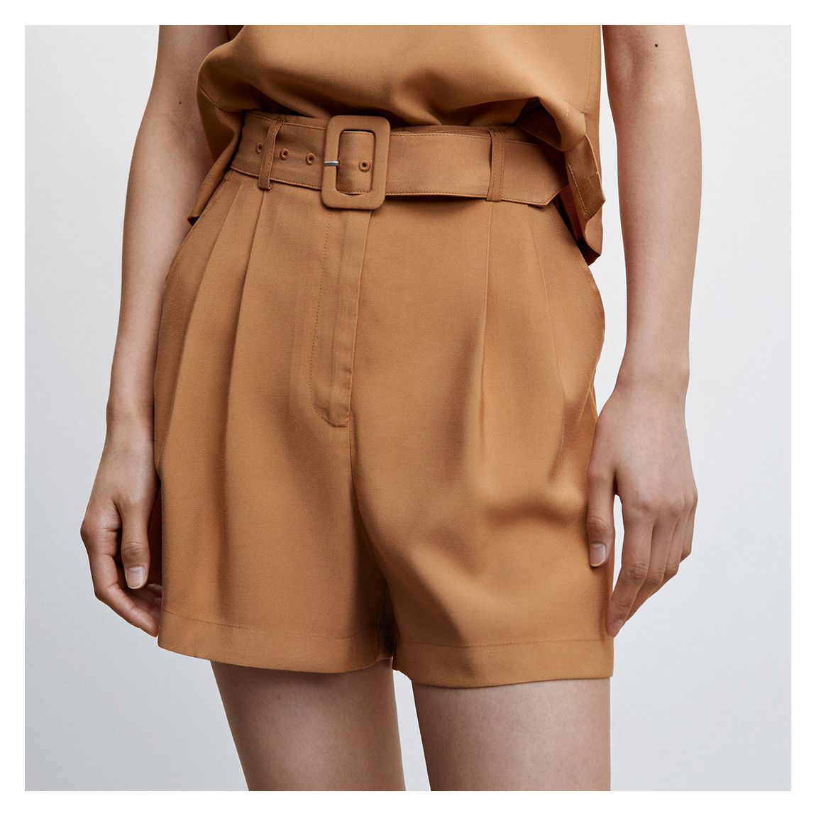 Caramel Shorts with belt main product photo