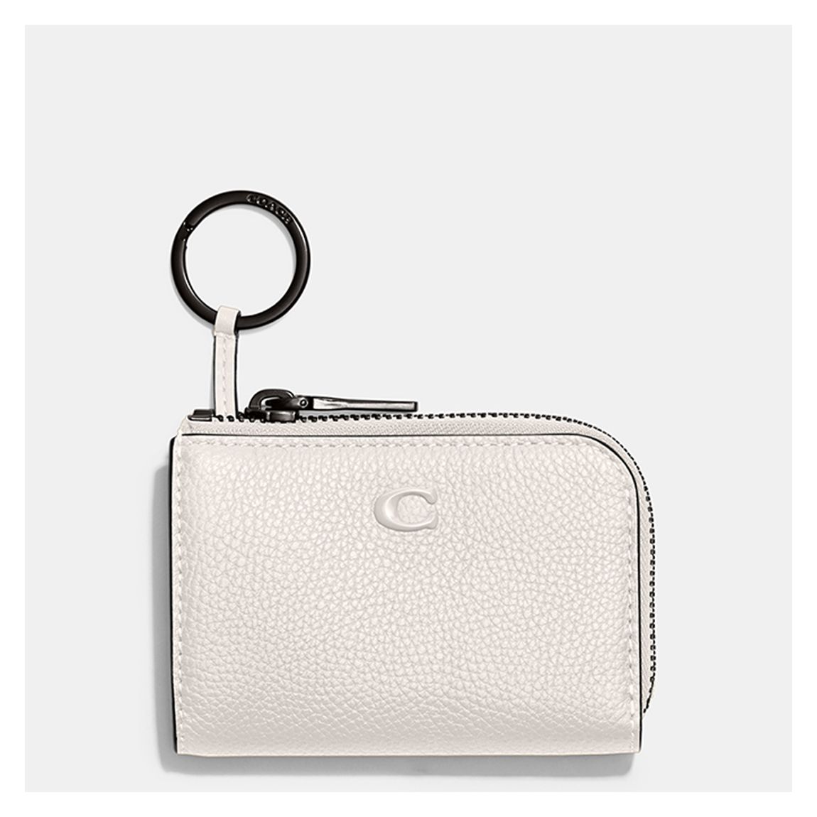 Chalk L Zip Car Key Case In Pebble Leather With Sculpted C Hardware Branding main product photo