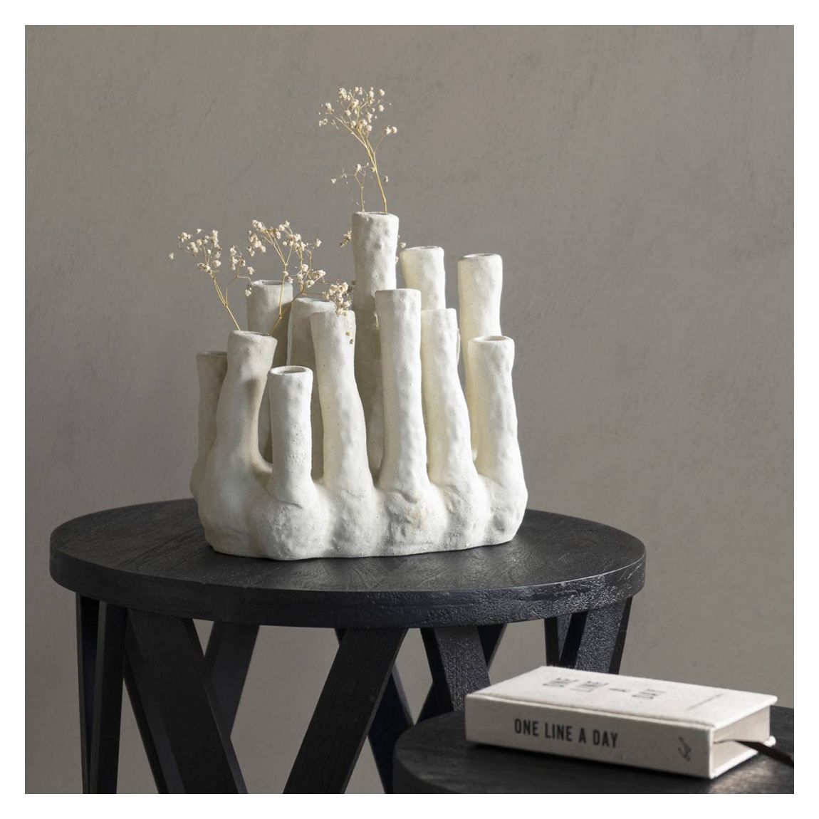 Vase Coral Fine Earthenware Ecru, 24cm main product photo