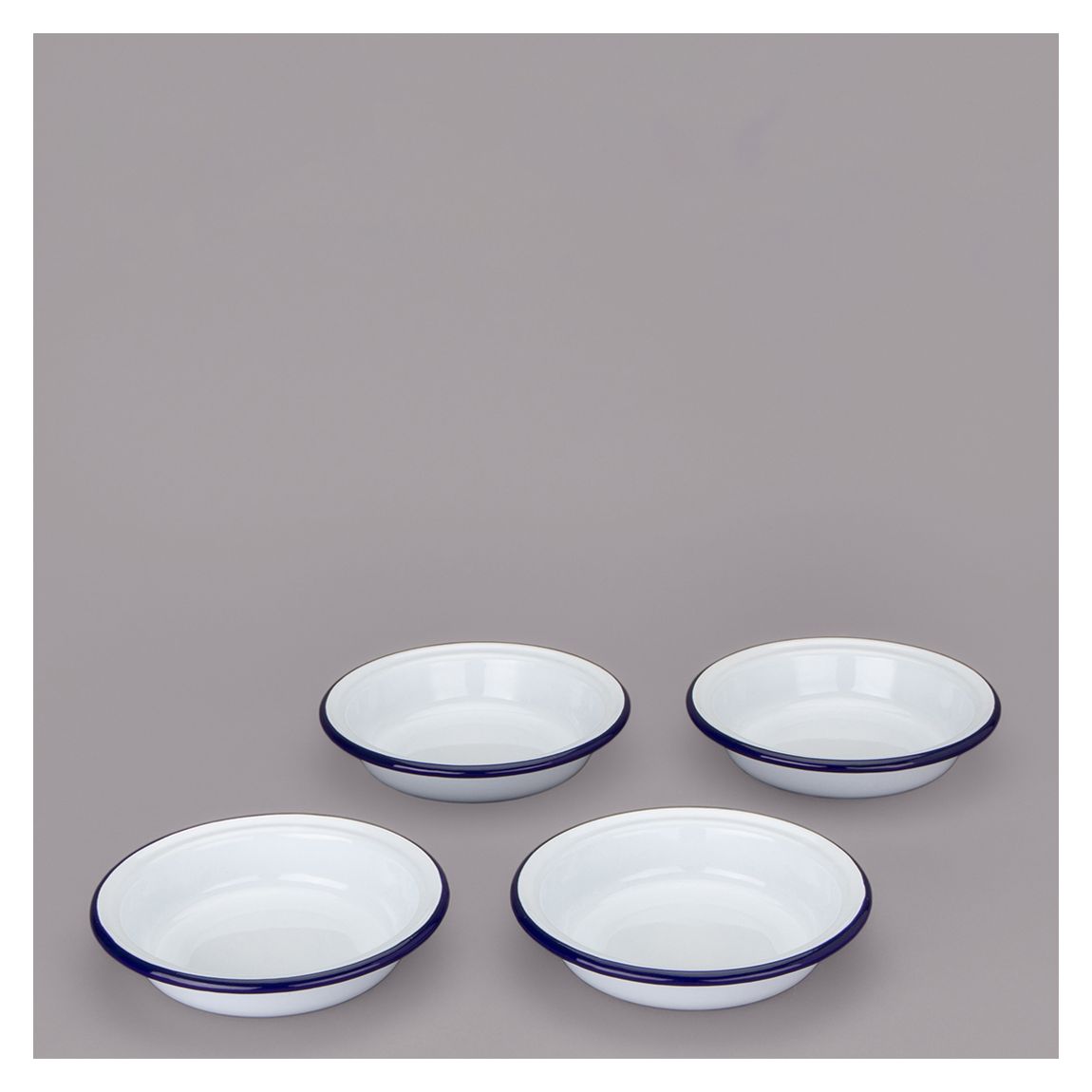 Set of 4 Round Pie Dishes, 16cm main product photo