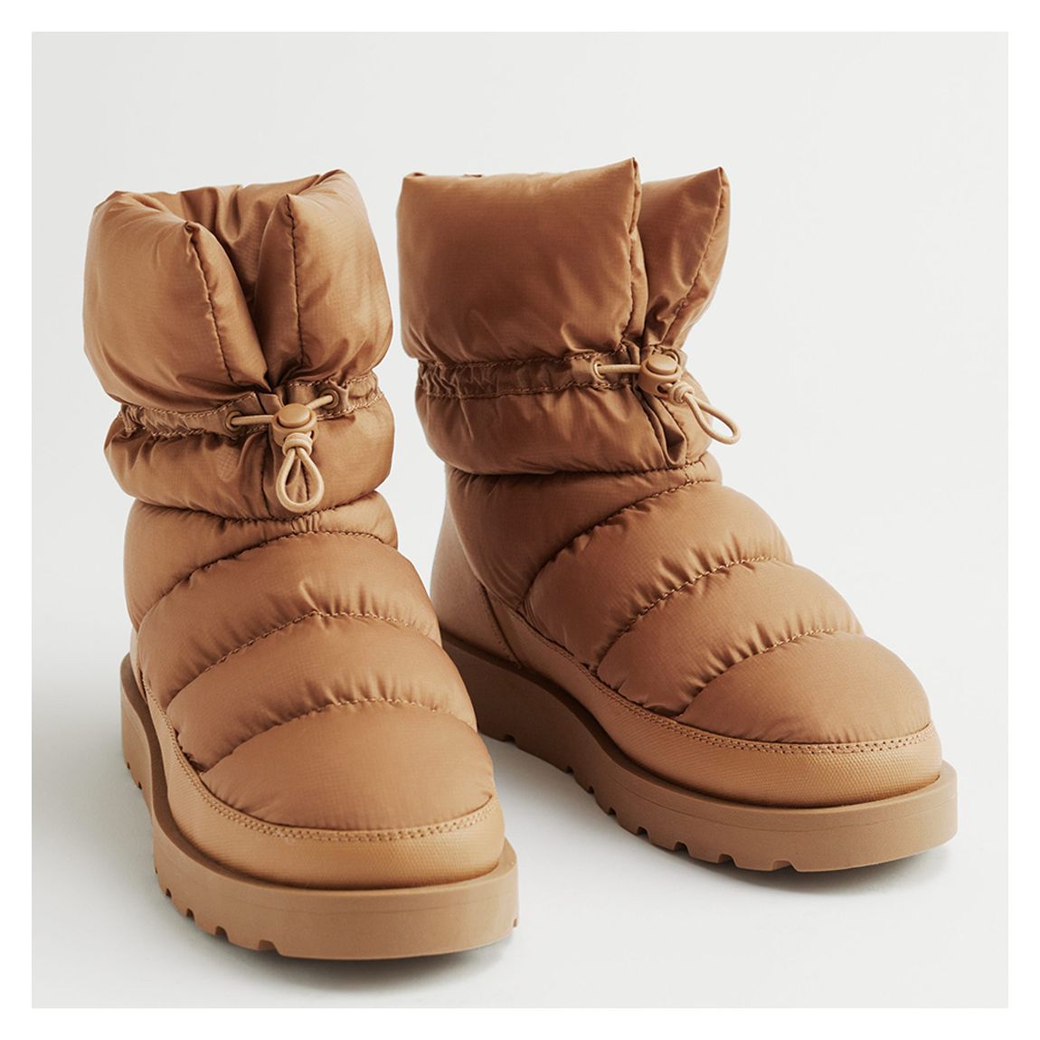 Beige Ellinor boot main product photo