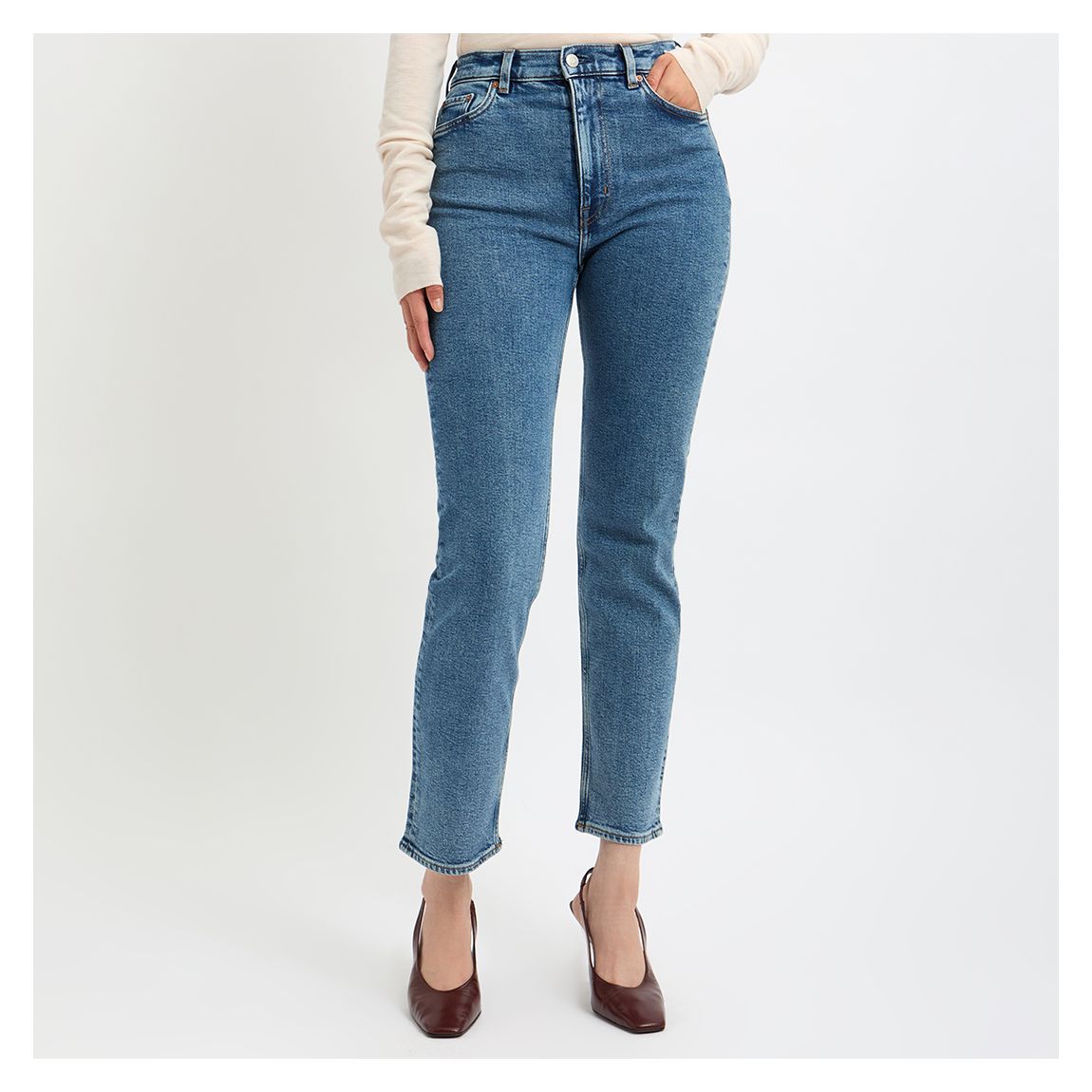 Blue Favourite cut Jean main product photo