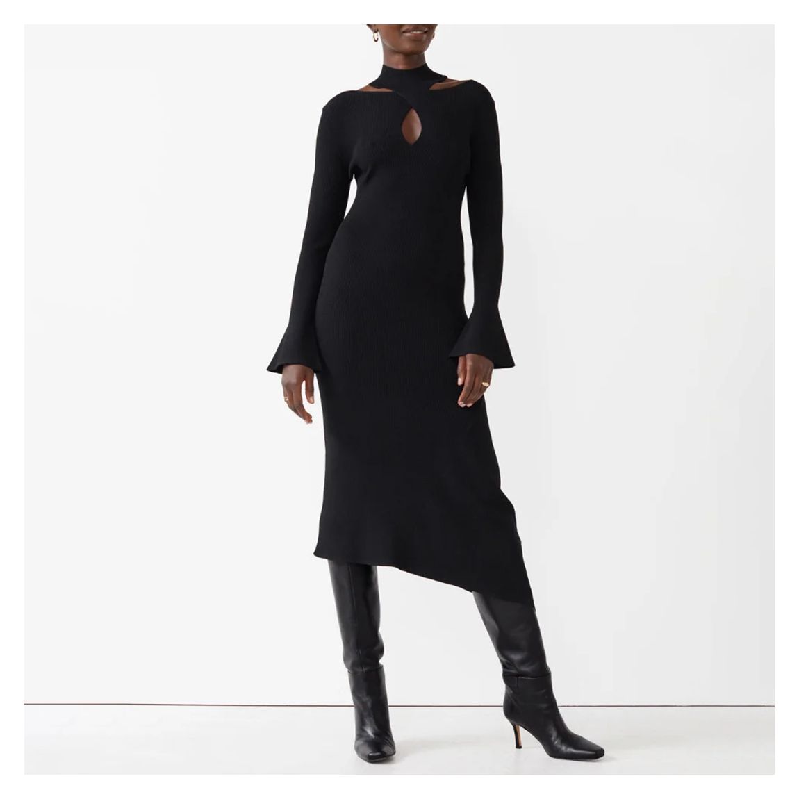 Black Eivor dress main product photo