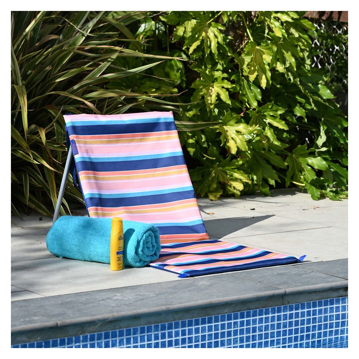 Riviera Stripe Foldable Chair with Handle main product photo
