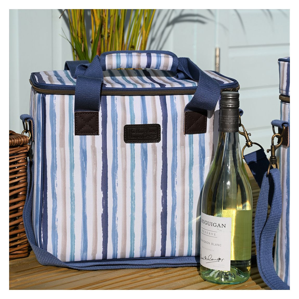 St Ives Insulated Family Cool Bag, 20L main product photo